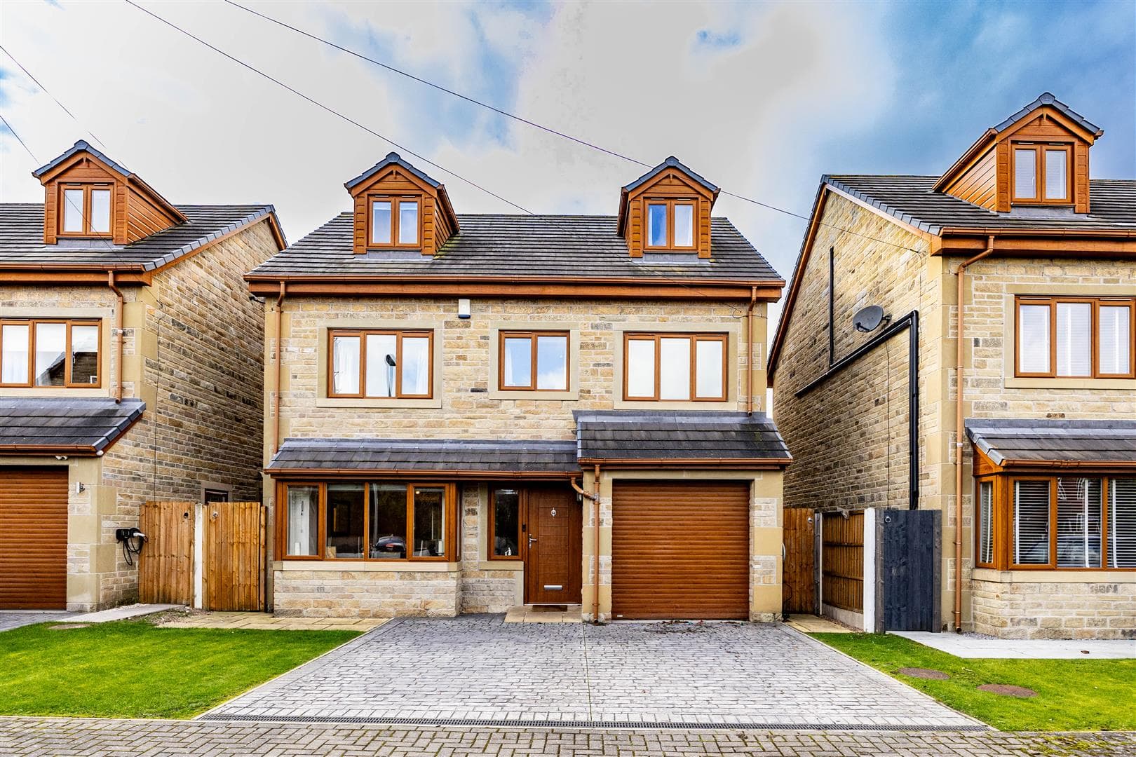 Woodland Garth, Rothwell, Leeds, LS26 0RR