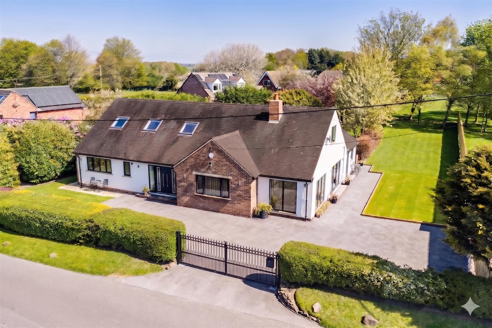 Almshouse Lane, Newmillerdam, Wakefield, WF2 7ST