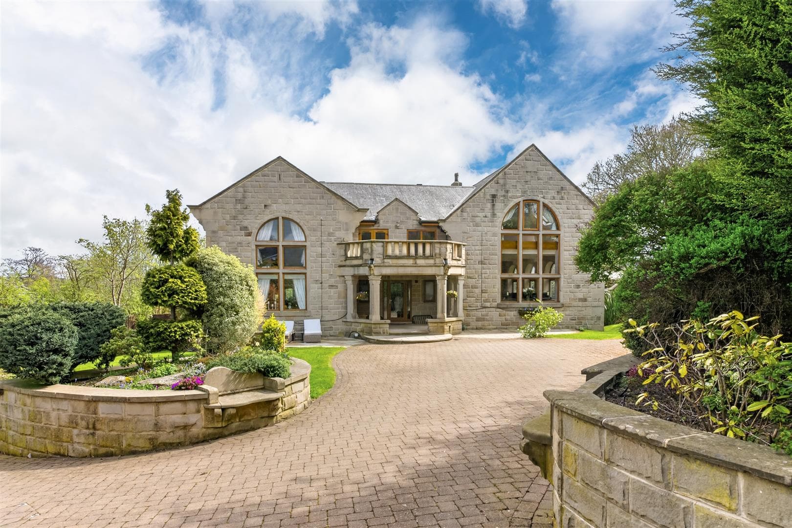 Latham Lane, Gomersal, Cleckheaton, BD19 4AP